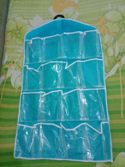 Korean Hanger Pouch 16 Sekat Kaos Kaki Celana Dalam Gantungan Plastik