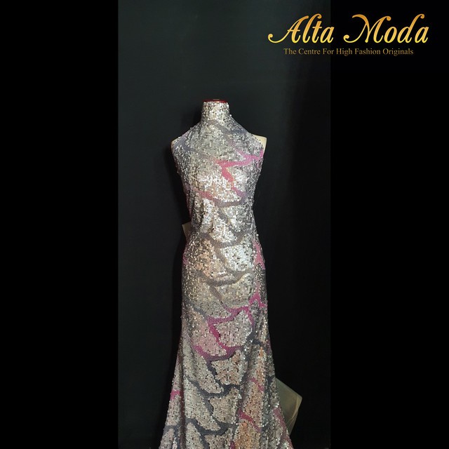 

Alta Moda Sequins Fancy Tile Bordir Silver Pink Payet (0.5M)