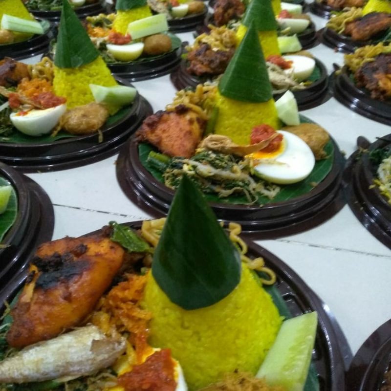

Tumpeng Koekita 10 - 15 - 20