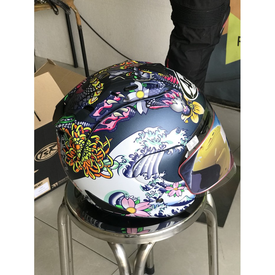 Helm TSR Half Face motif Arai Oriental Ram 4 half face helm