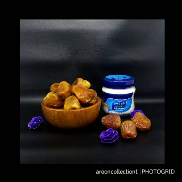 

Paket Kurma Sukkari 250gr dan Keju Cream Al Marai 120gr