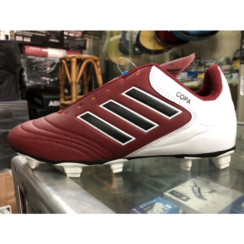 sepatu bola import