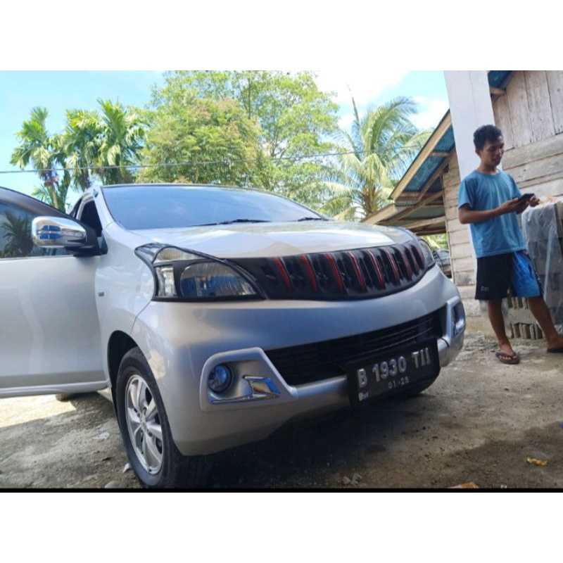 Grill Avanza Xenia 2012 2013 2014 prado list merah