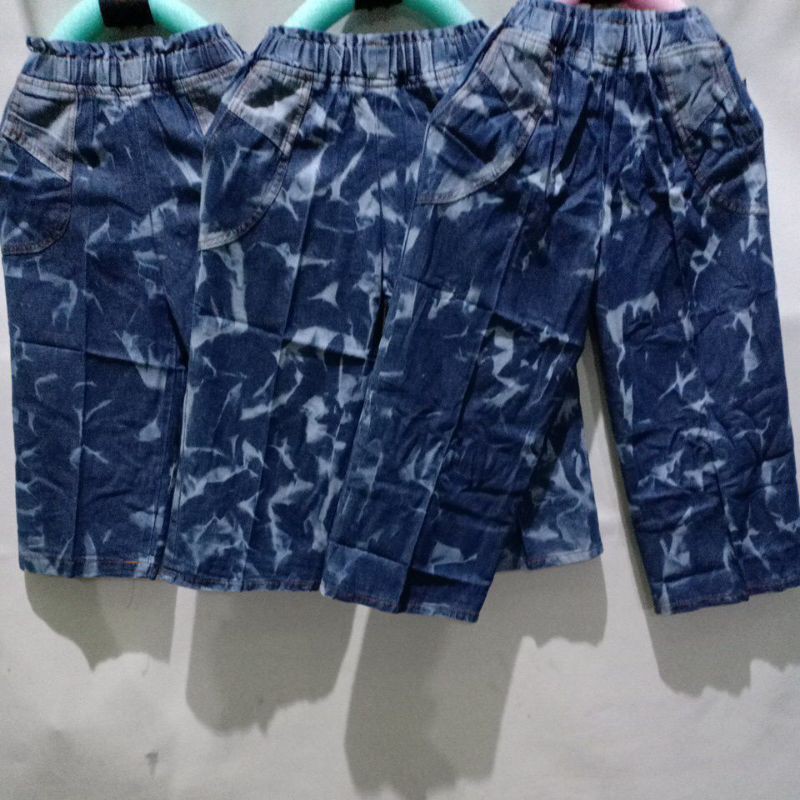 KULOT JEANS WASH ANAK:5--6 THN