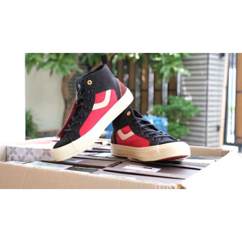 Sepatu Ventela Noir Sang Sekerta Lohita High