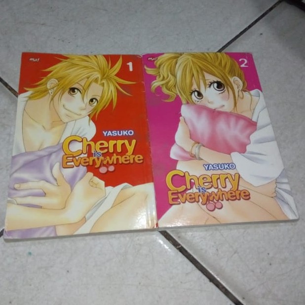 

Bursa komik 2nd Cherry is everywhere