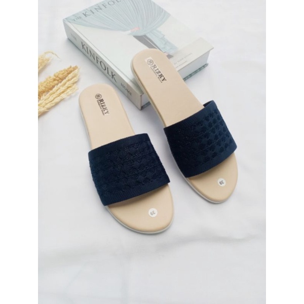 Sandal Slop Rajut Teplek Sandal Wanita Model Kekinian