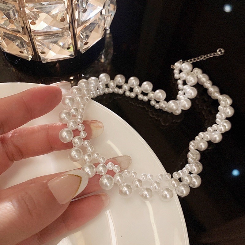 Sunny pearl necklace / choker