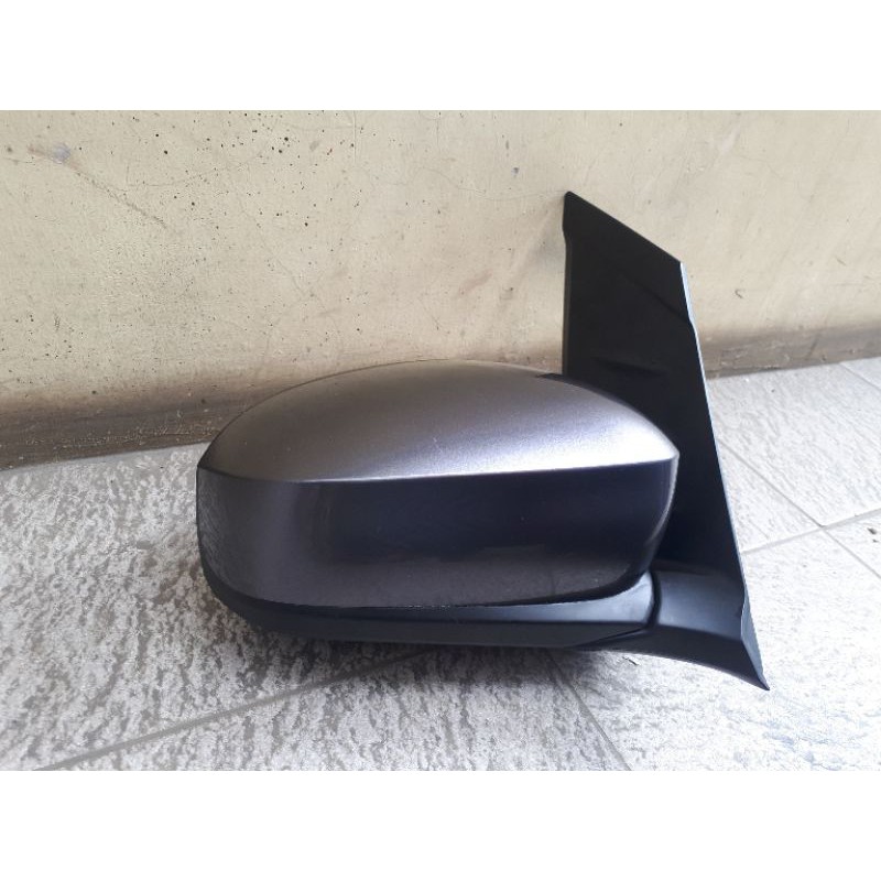 Spion mobil brio kanan elektrik