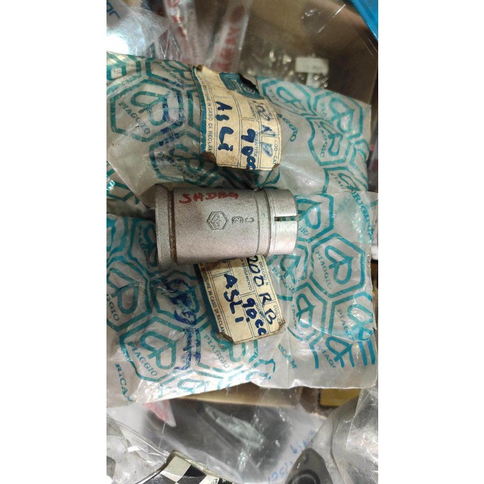 sambungan karburator vespa PTS 90 cc ori