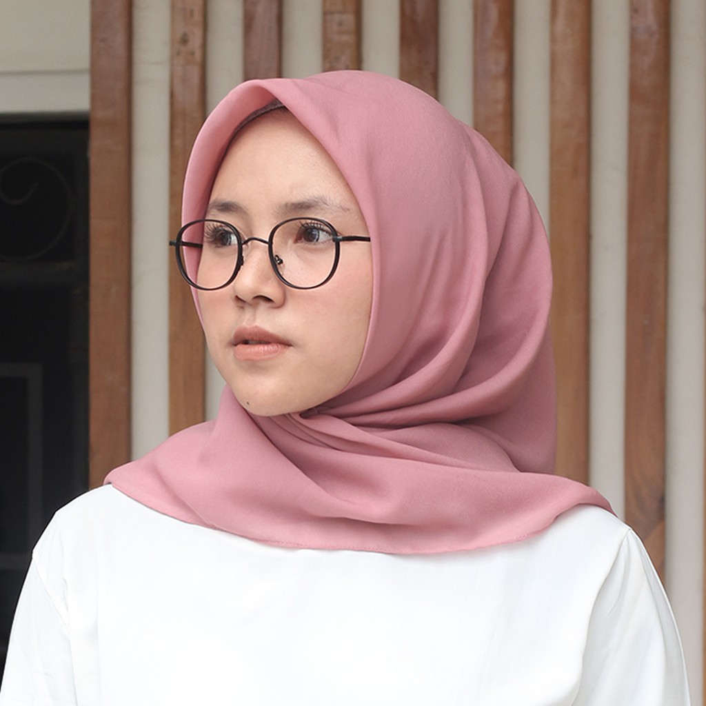 hijab segiempat poloskerudung segiempat polosbela square termurah/dusty pink