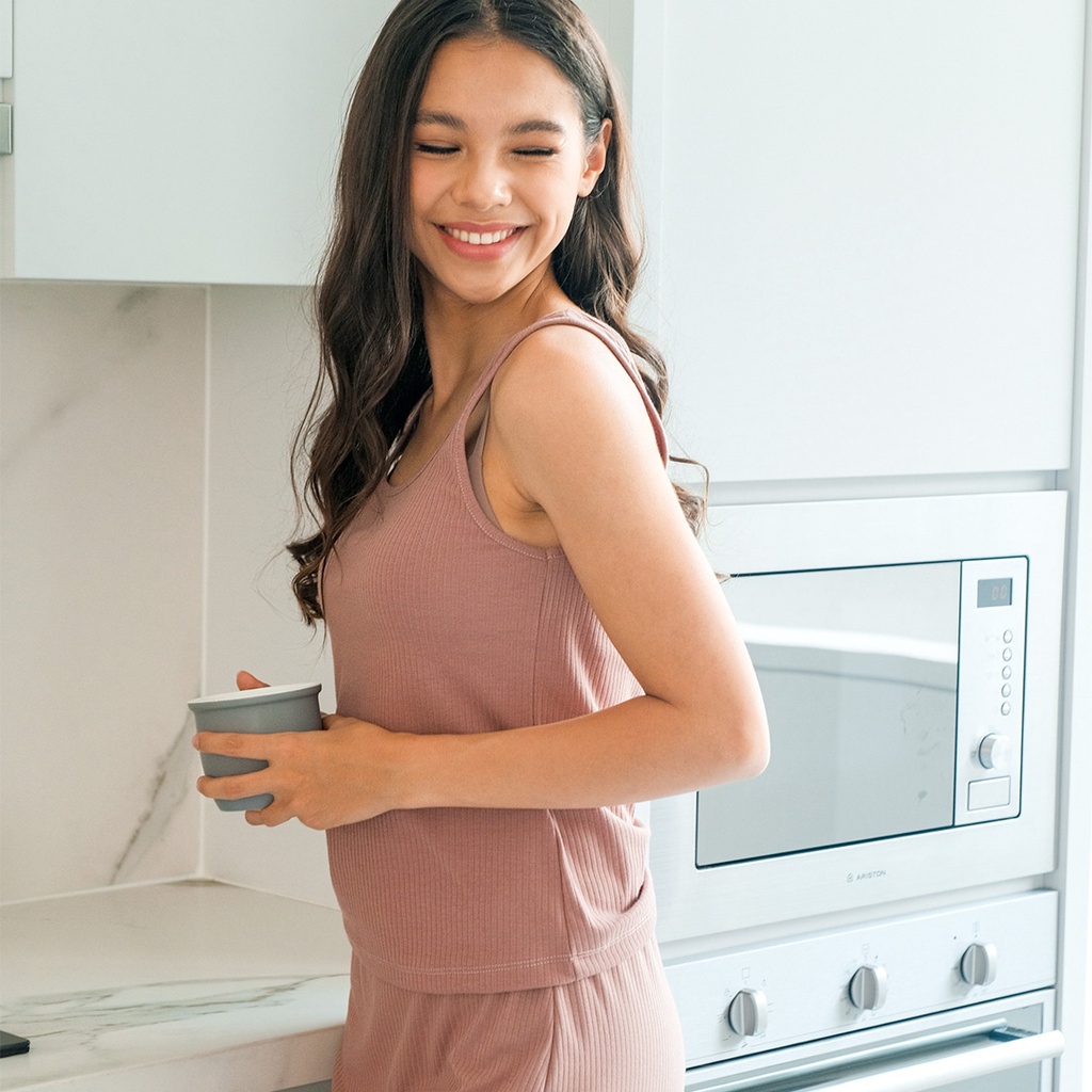 Isla Basic Tanktop Thick Strap Square Neck Stretch - Tanktop Kekinian - Pakaian Wanita - Inner - Singlet - Tank top-6