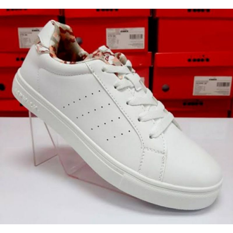 Sepatua Cewek Airwalk Putih JEFFER Women's Sneakers Original BIGSALE