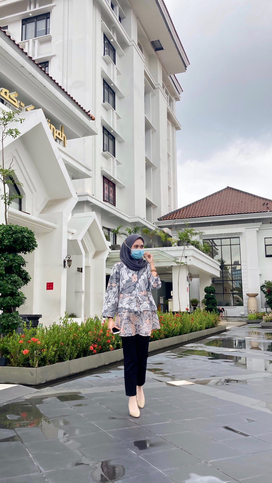 Atasan Batik Wanita Modern Kombinasi