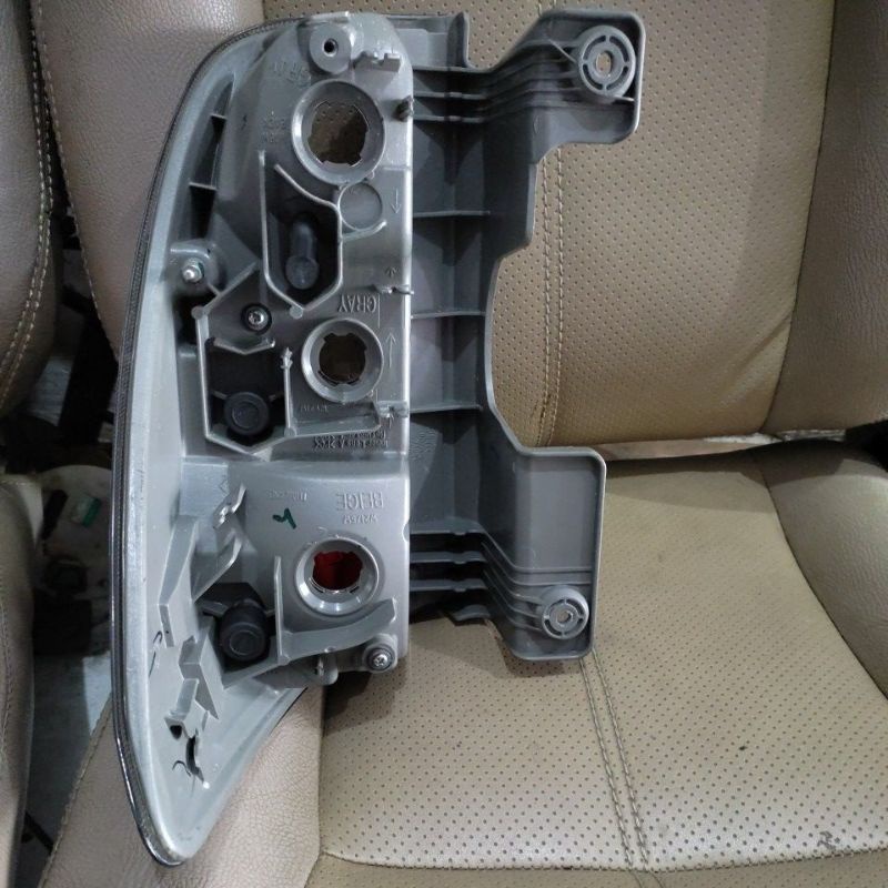 Stoplamp terios 2012