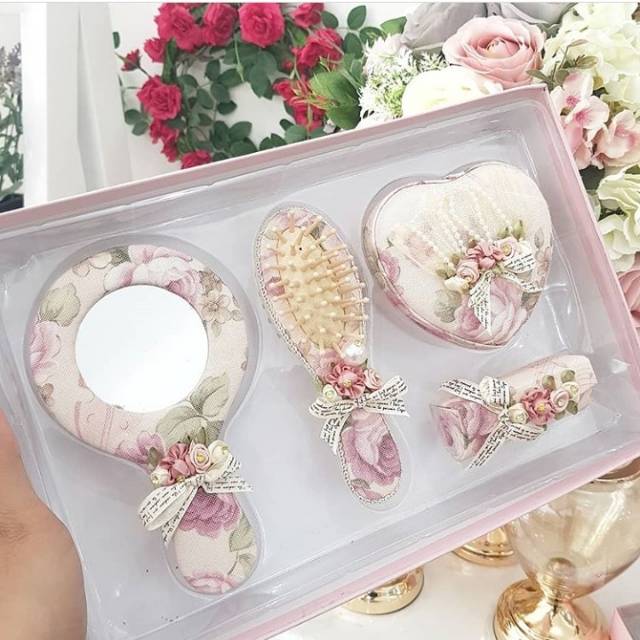 

Sweet box warna pink