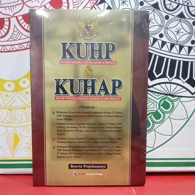 BUKU KUHP DAN KUHAP