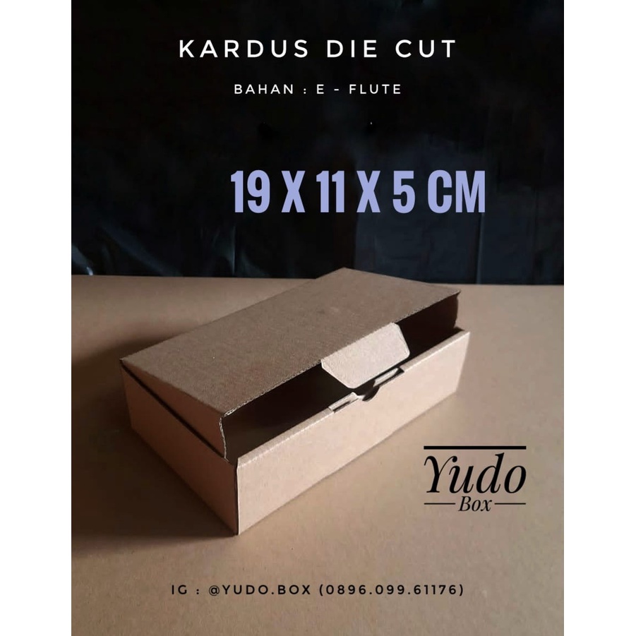 

kardus karton box uk. 19 x 11 x 5 cm.............model kardus Pizza
