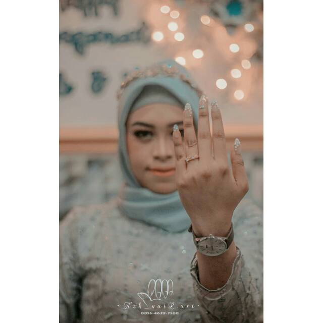 Kuku palsu Bening silver