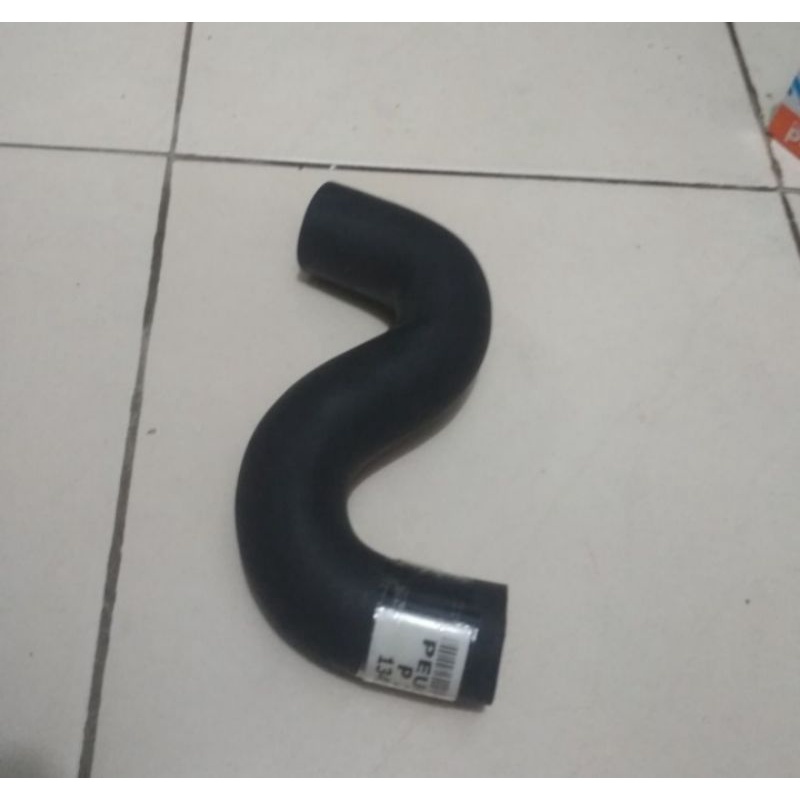 selang radiator atas Peugeot 206