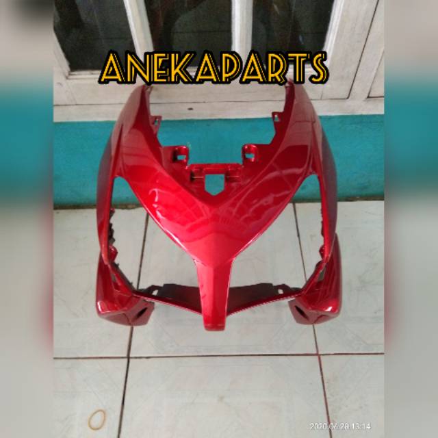 Tameng dasi depan Vario 110 karbu merah