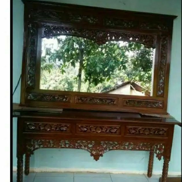 MEJA RIAS ALTAR JATI JEPARA FURNITUR