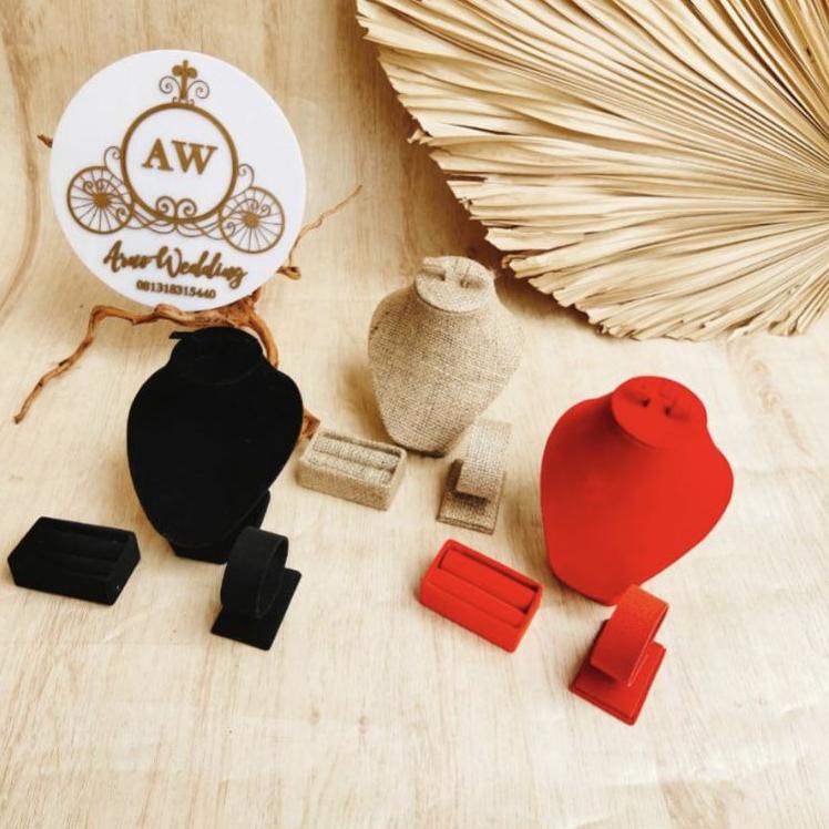 [KODE PRODUK 9505W] Manekin Kalung Goni Display Perhiasan Kalung Cincin Gelang Bludru Kain Rami Set