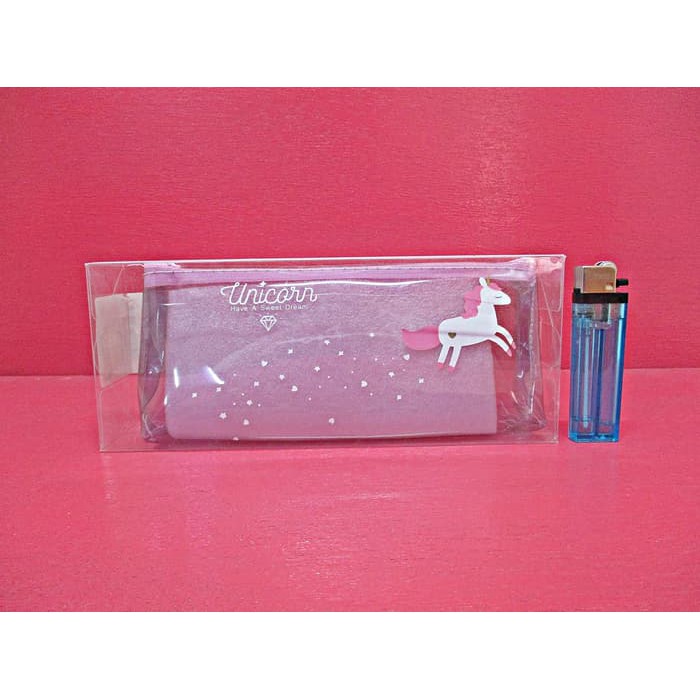 

Kotak Pensil Transparan Unicorn Ungu