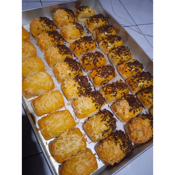 

Bolen Pisang Homemade (isi 8)