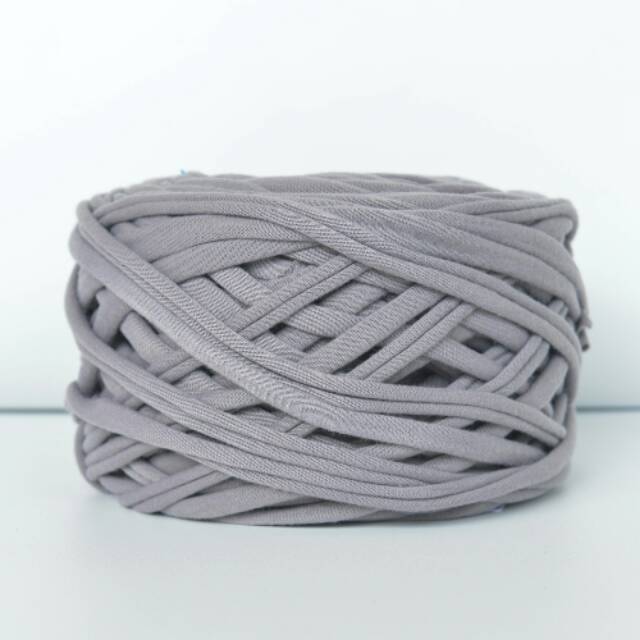 benang rajut tshirt yarn / tyarn / tarn / benang kaos gray