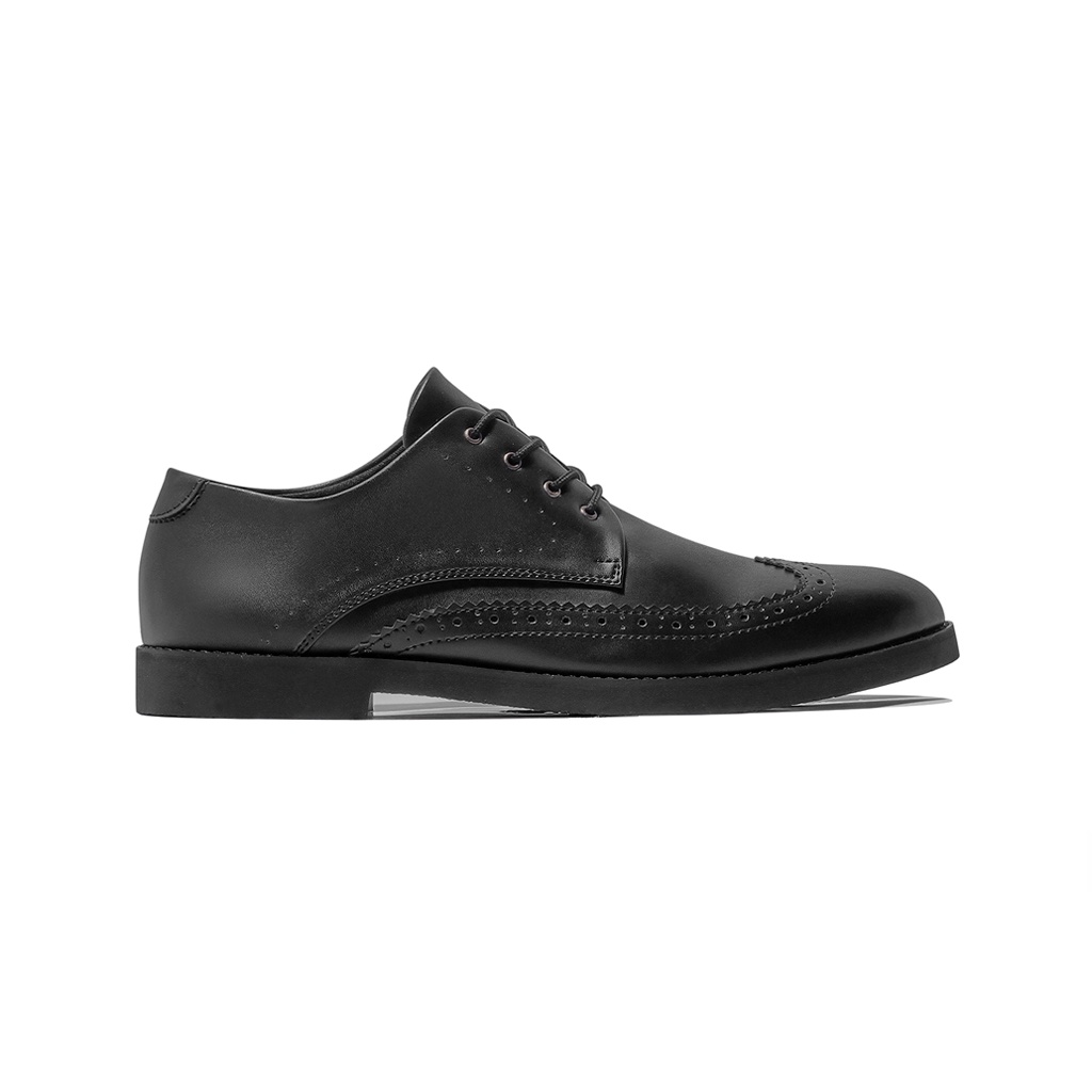 LEGACY BLACK ORIGINAL x LVNATICA Sepatu Formal Hitam Tali Pria Pantofel Kerja Kantor Dinas Resmi Guru PNS Kantoran Pesta Undangan Kondangan Nikah Wisuda Kuliah Brogue Wingtip Derby Oxford Semi Kulit Premium Footwear Big Size Jumbo Ukuran Besar 44 Keren