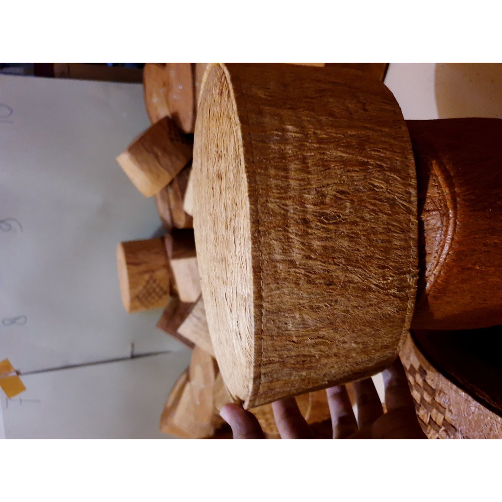 Peci Kulit Kayu Polos Unik