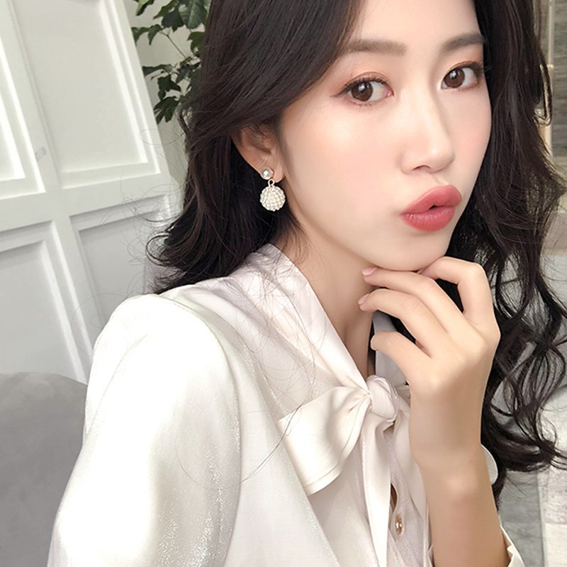 Manis Chanel gaya mutiara anting-anting anting-anting baru wanita temperamen anting-anting Jepang da