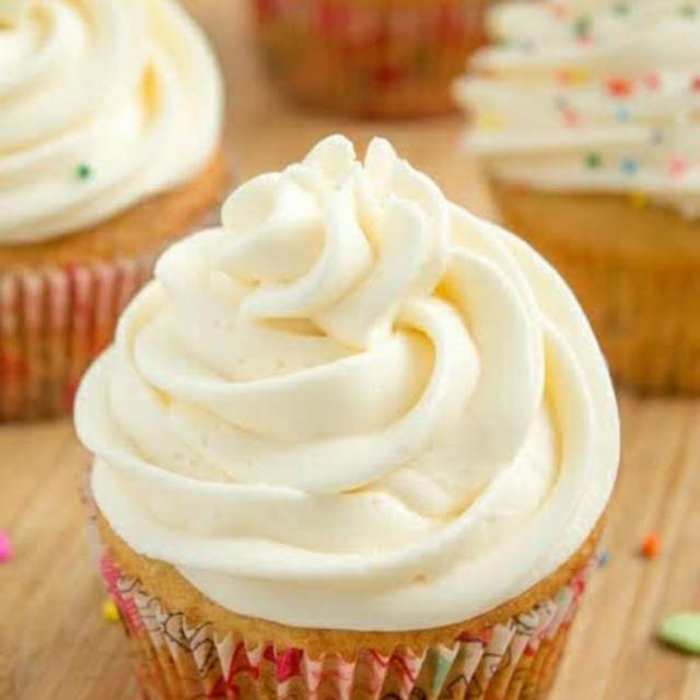 

BUTTER CREAM SIAP PAKAI HOLLMANN 500 gr/ HOLLMANN BUTTERCREAM