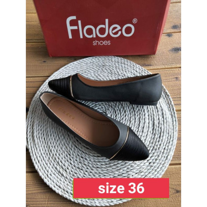 Sepatu wanita Fladeo