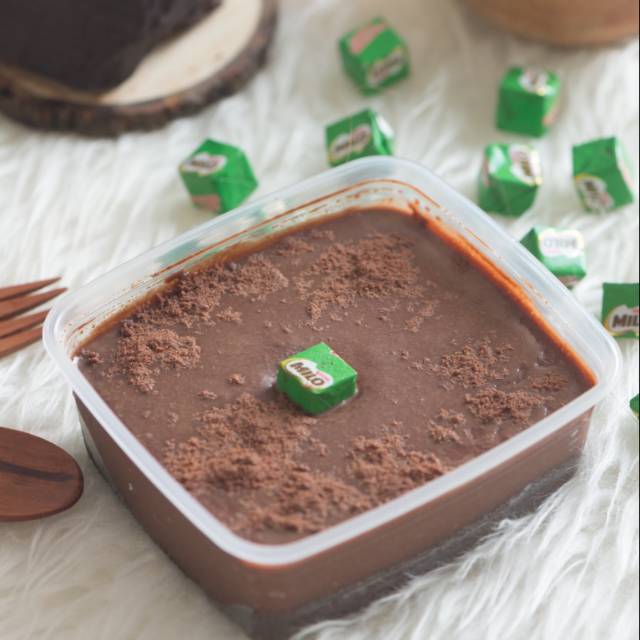 

Milo dessert box