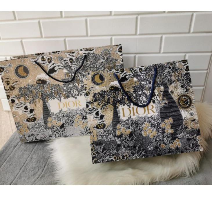 

Terbaik.. IMPORT SHOPPING BAG/ PAPERBAG LV GUCCI COACH CHANEL Y5L TORY