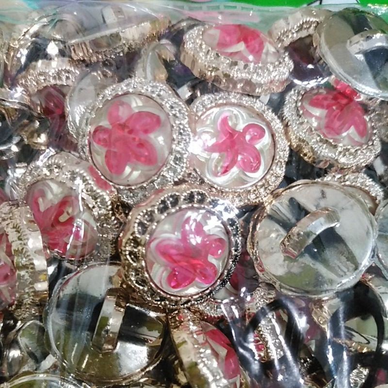 Kancing hias baju cantik 18 mm per lusin