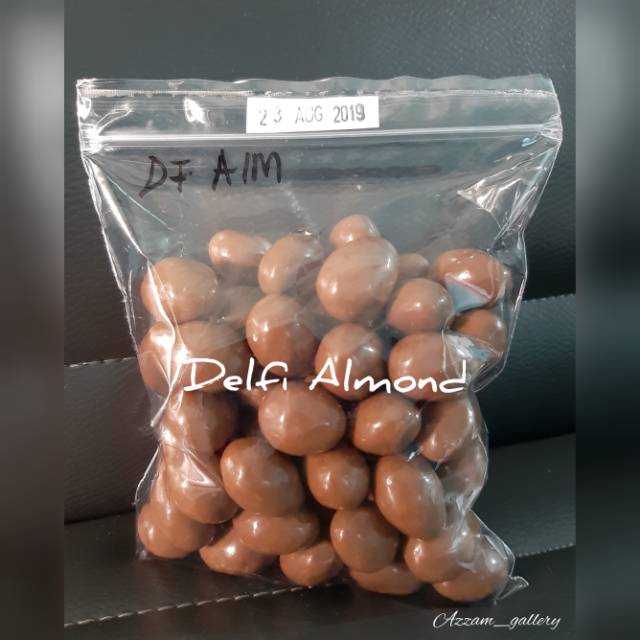 

Coklat Delfi Almond/Mede 250gr