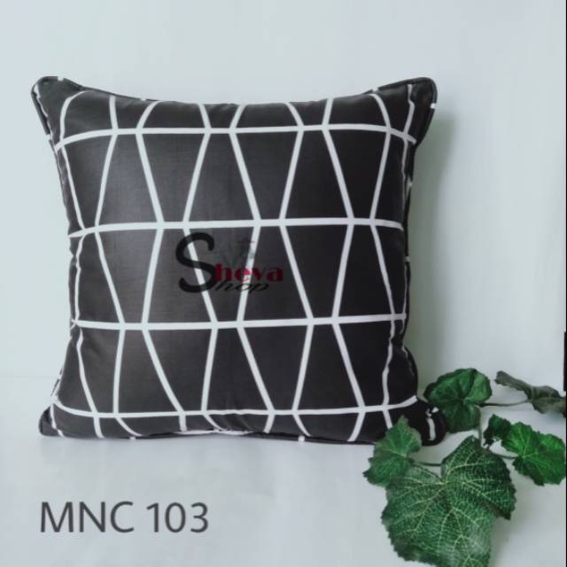 SARUNG BANTAL MONOCHROME /CHUSION COVER MONOCHROME