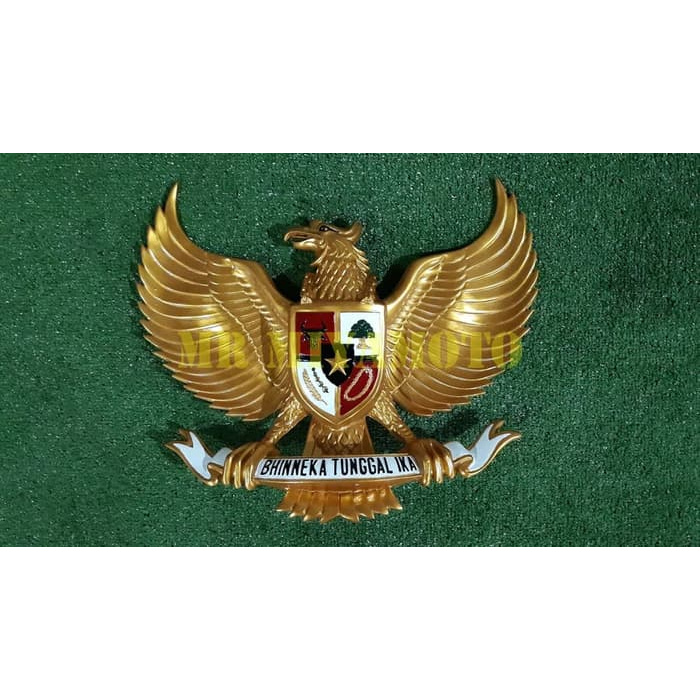 Mars_venus -   Patung Burung Garuda Pancasila Fiber Ukuran Besar (65X50Cm)