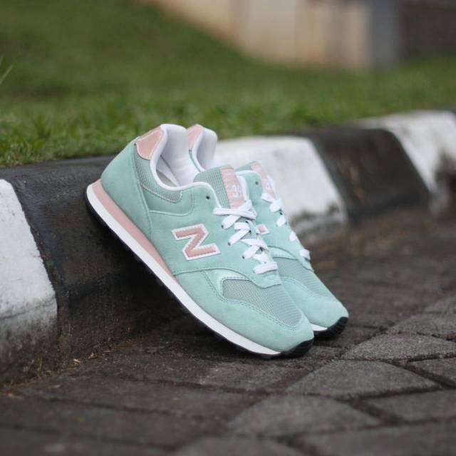 new balance 393