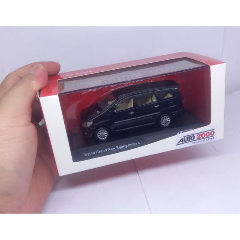Diecast miniatur mobil grand kijang toyota innova auto2000 rims