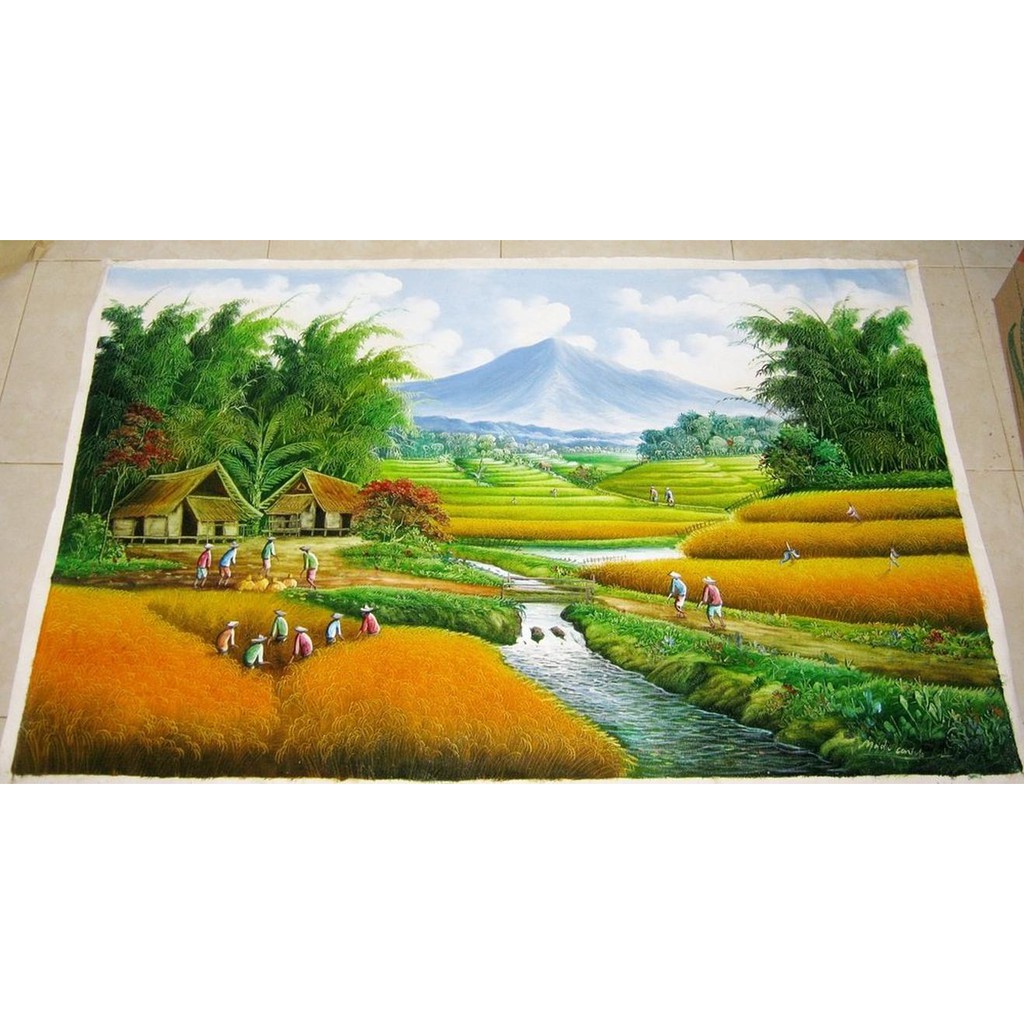 Lukisan Pemandangan Panen Padi Sawah Terasering Dengan Gunung Yang