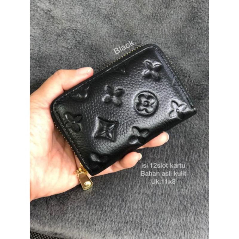 Tempat Kartu Kulit Gucci