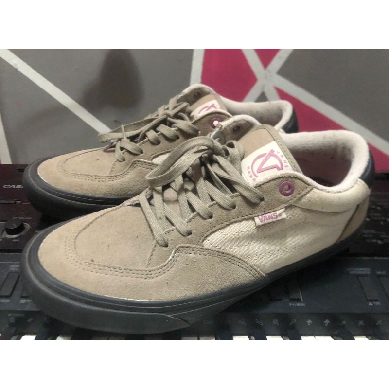 sepatu vans rowan pro