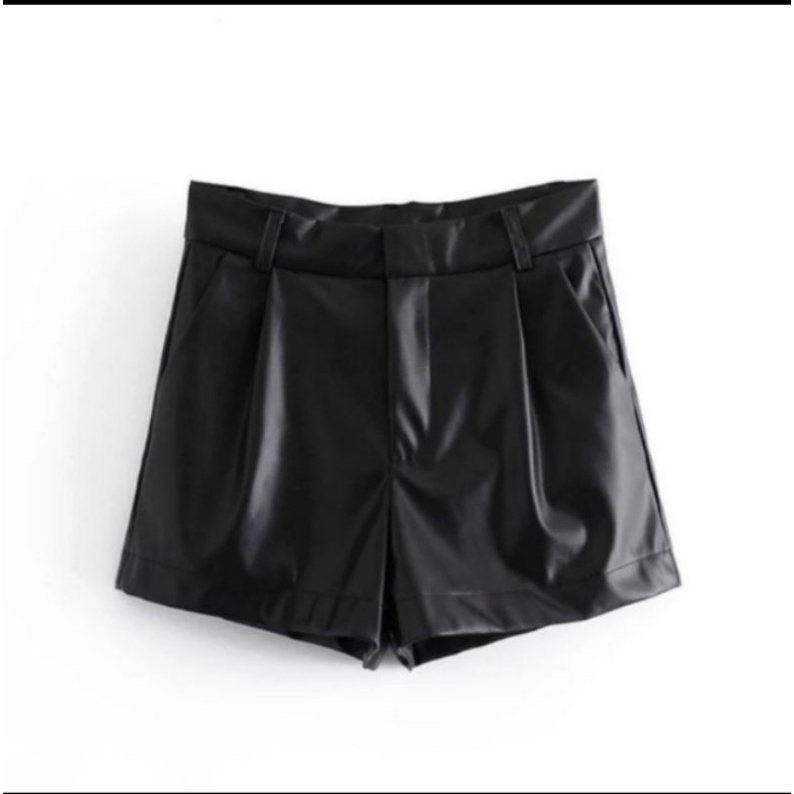 celana pendek wanita semi kulit