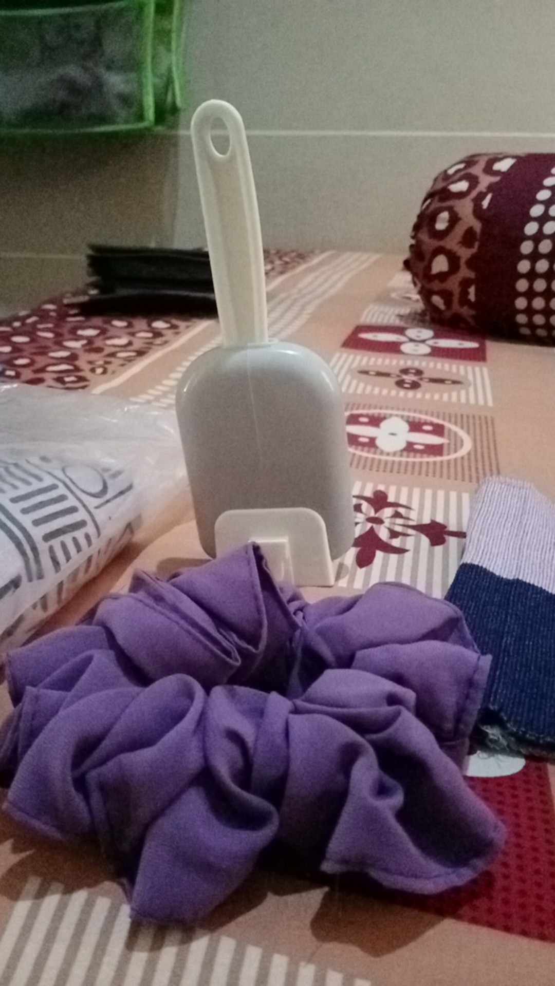 (bisa Bayar Ditempat) Centong Nasi Ajaib / Sendok Nasi Tempat Cover Buka Tutup Otomatis Serbaguna