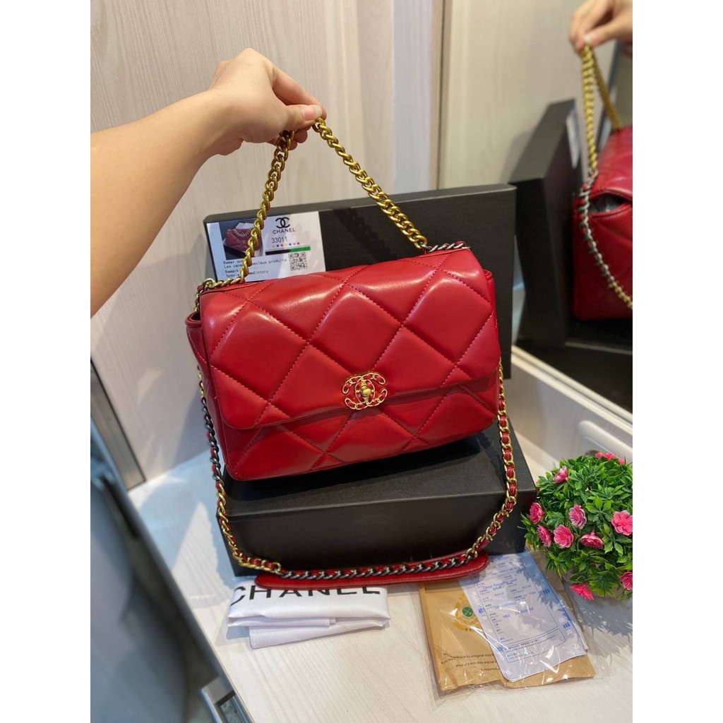 

TAS CH CHANELLL LOGO FLAP 19 STABILO LARGE FREE BOX