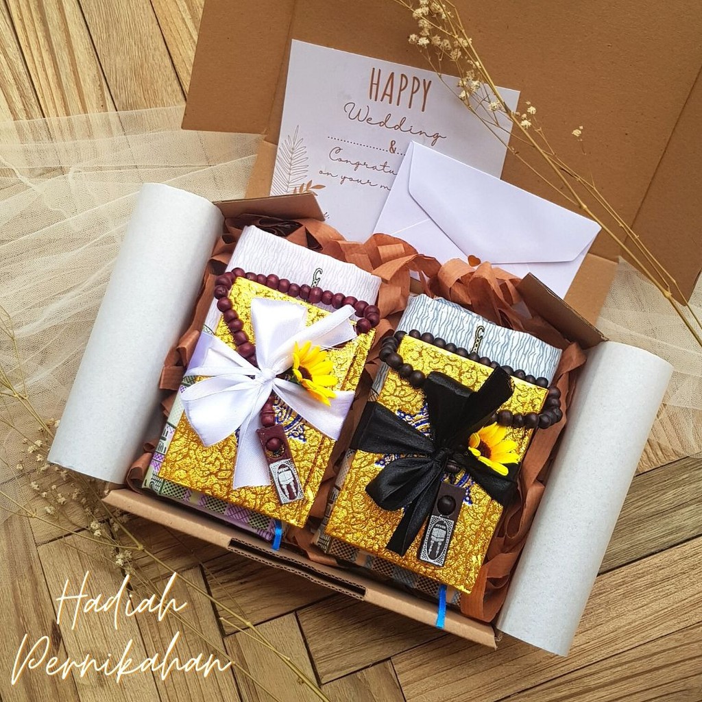 KADO PENGANTIN HAMPERS GIFT BOX SAJADAH ALQURAN TASBIH COUPLE | HADIAH PERNIKAHAN | HAMPERS WEDDING